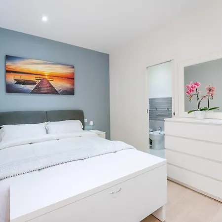 Appartement Silver Dream Cornelia, Elegant With Car Park Rome